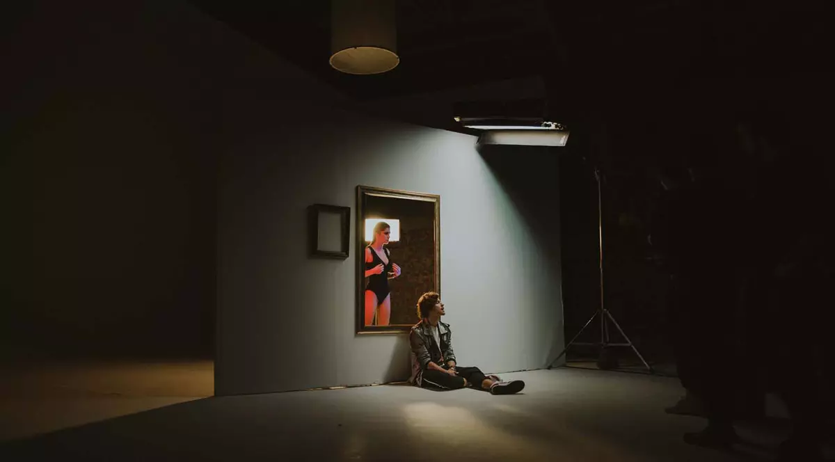 Seredinschi, fostul concurent de la "Vocea României", lansează piesa “Ochii ei”