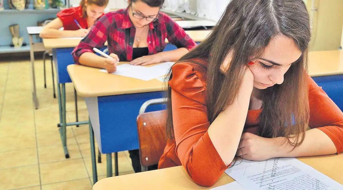 VIDEO/ Sfaturi pentru rezolvarea subiectelor la Evaluarea Națională 2018. „Citiți cu mare atenție cerințele. Și de trei ori dacă este nevoie”