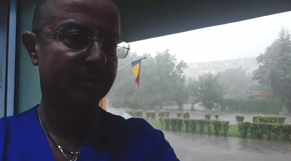 Ghid de supraviețuire în caz de furtună. Ce trebuie să faceți la alerte de ploi și vijelii