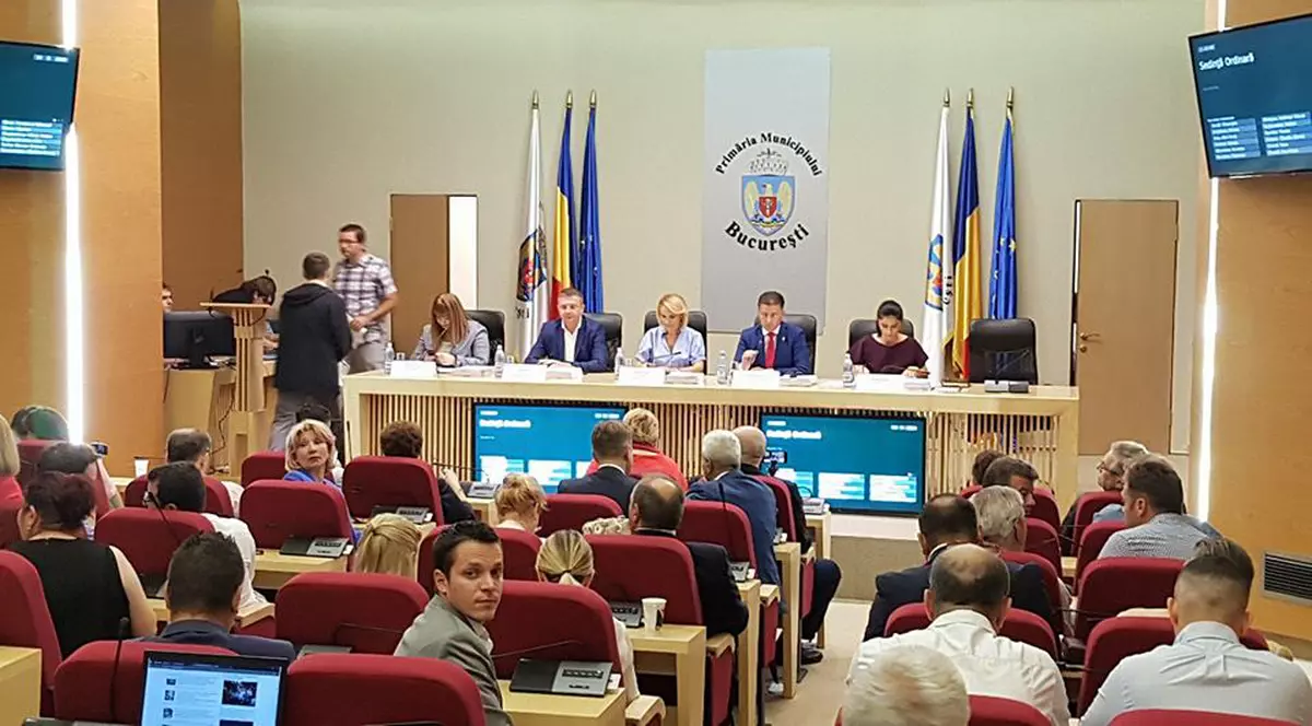 Prima apariție publică a Gabrielei Firea, după episodul huiduielilor de pe Arena Națională