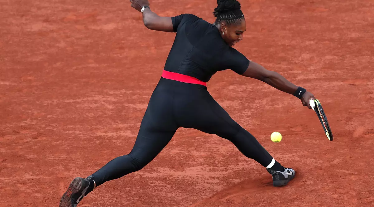 De ce joacă Serena Williams cu costum special. Antrenorul jucătoarei a dezvăluit misterul