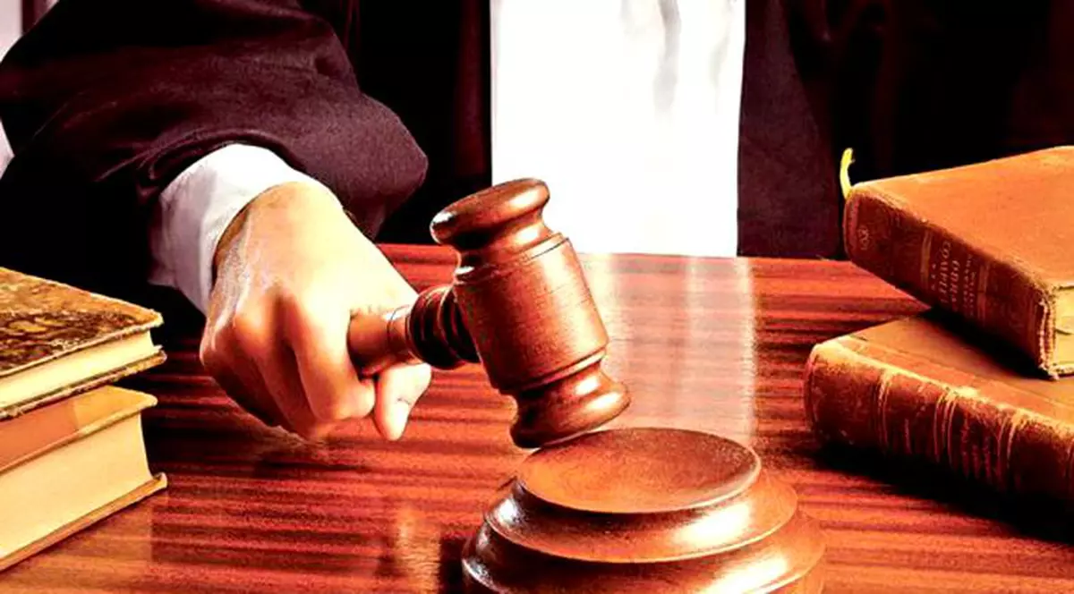 Un român care a încercat să fure dintr-un bar a fost iertat de o judecătoare