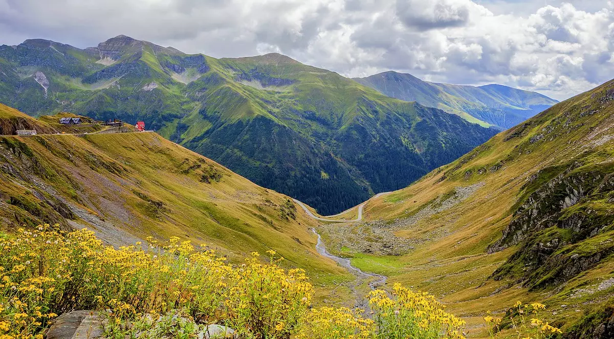 (P) Circuit ce îți taie respirația, în Transalpina și Transfăgărășan