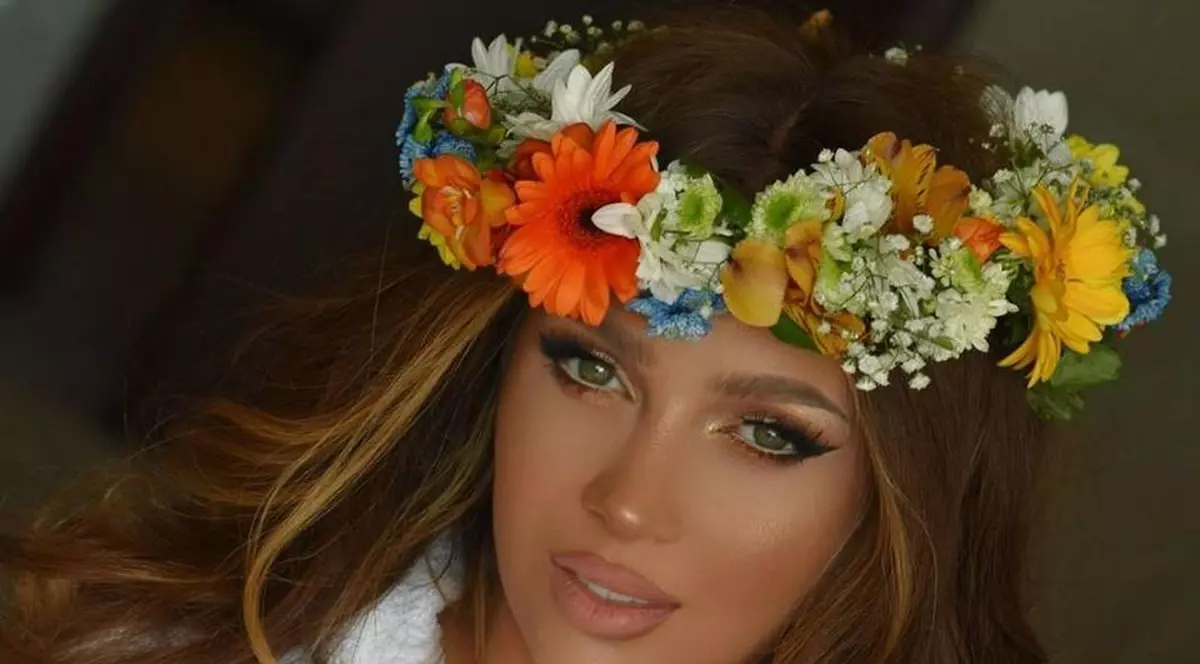 Declarația sinceră făcută de Lora. “Am suferit pentru că râdeau de mine“