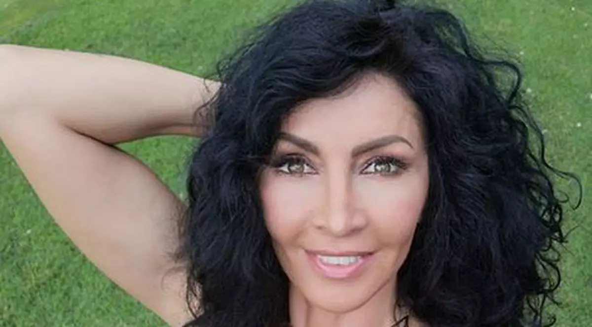 Ce covor erotic are Mihaela Rădulescu pe terasă. Și-a uluit fanii