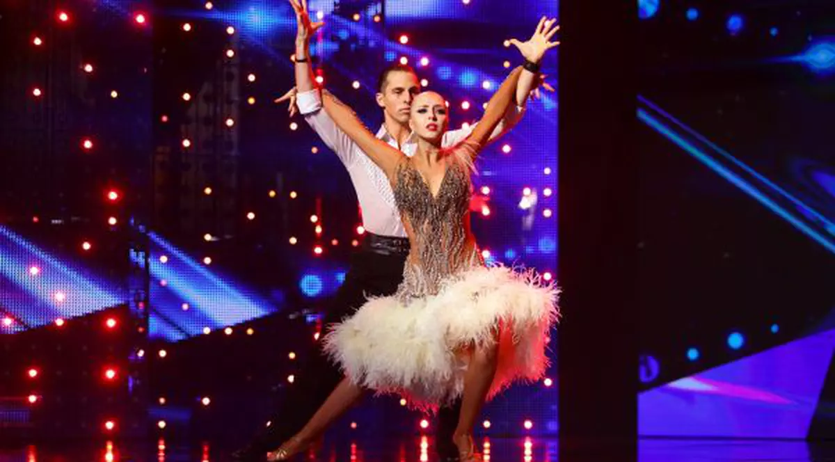 Natalia Lukiv și Bogdan Boie și-au oficializat relația în finala Românii au talent