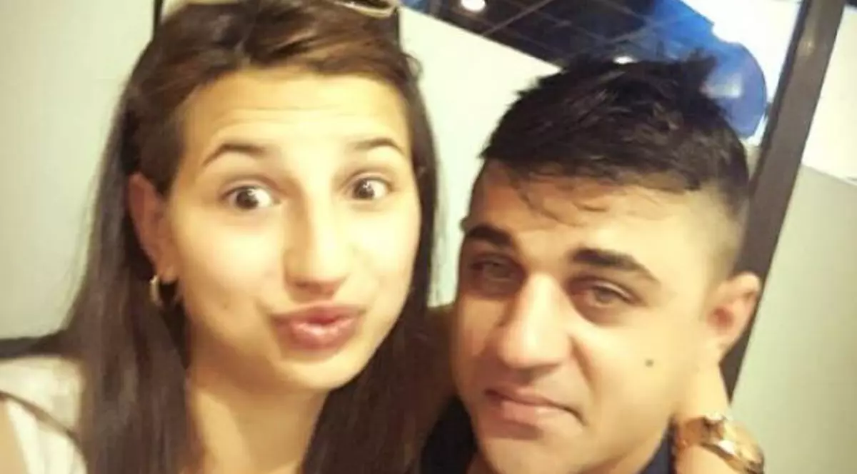 O tânără din Iași a ascuns droguri în zona intimă de față cu procurorii