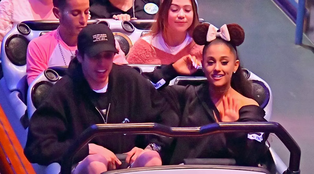 Ariana Grande și Pete Davidson s-au despărțit