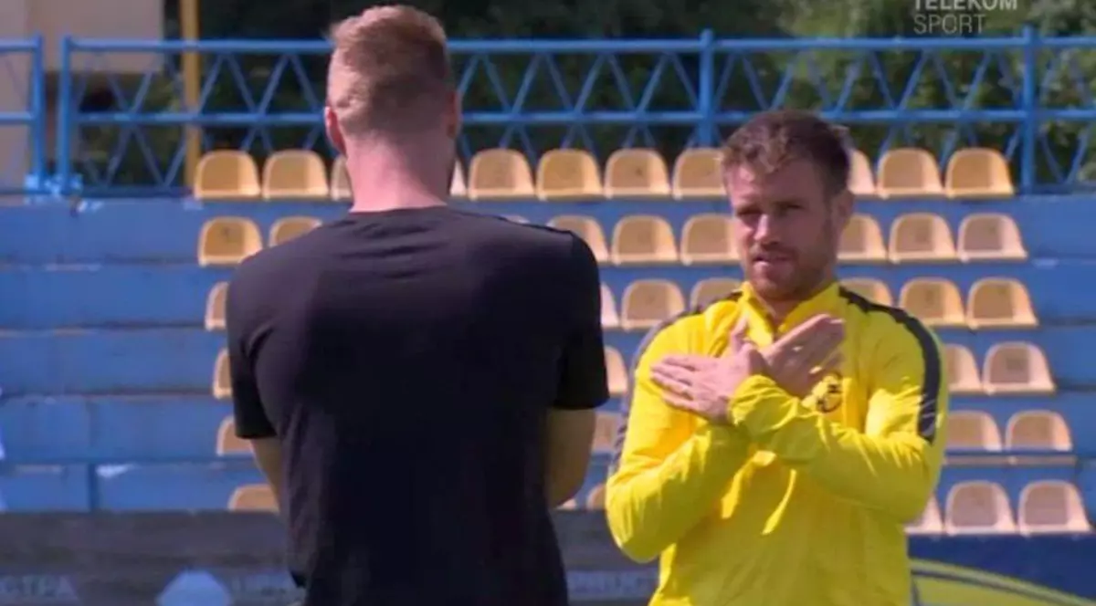 Pintilii și Budescu au făcut semnul ”vulturului” albanez în direcția sârbului Bogdan Planici!