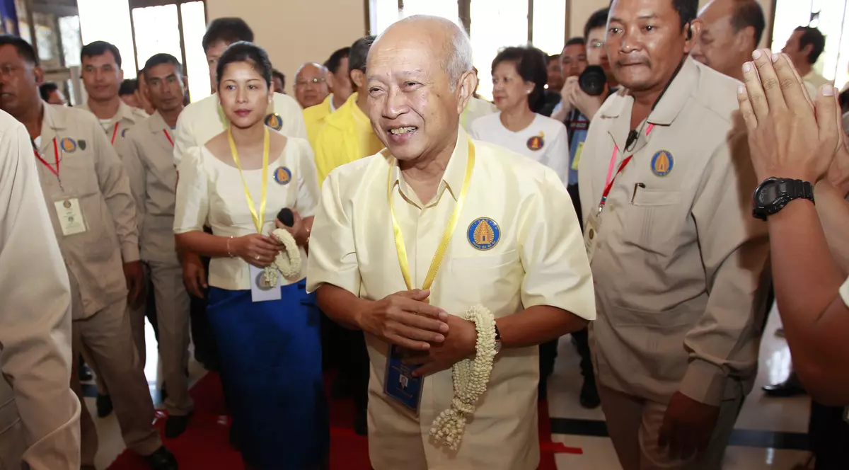 Prinţul Norodom Ranariddh al Cambodgie a fost implicat într-un accident rutier