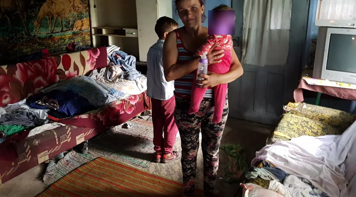 Viața de coșmar a fetițelor din Vaslui găsite în comă alcoolică și a fraților lor