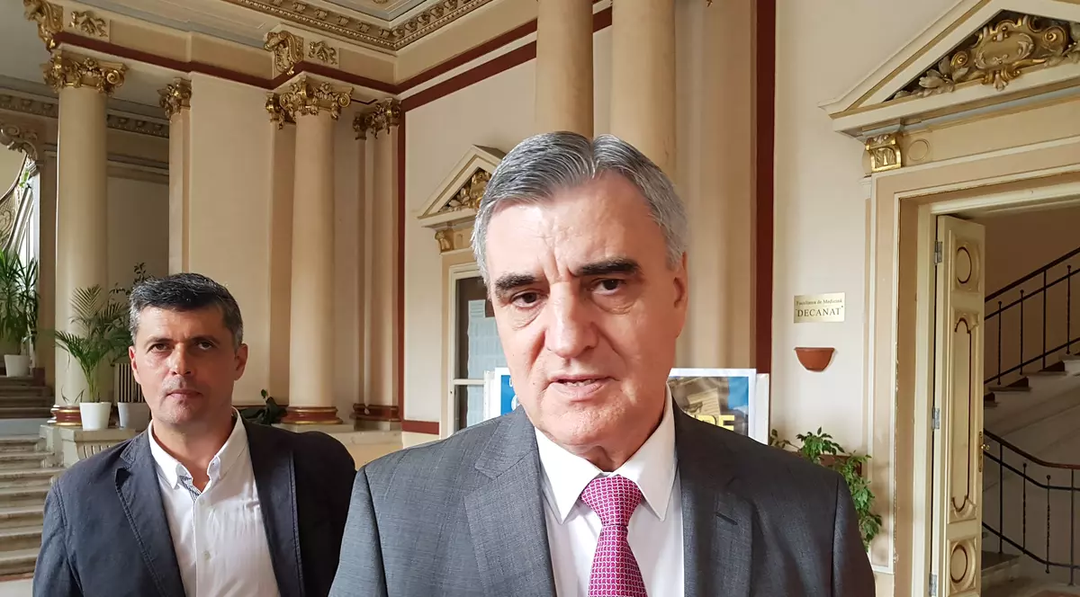 UMF ”Carol Davila” a avut la licență cel mai mare număr de absolvenți din toate timpurile și toți au promovat