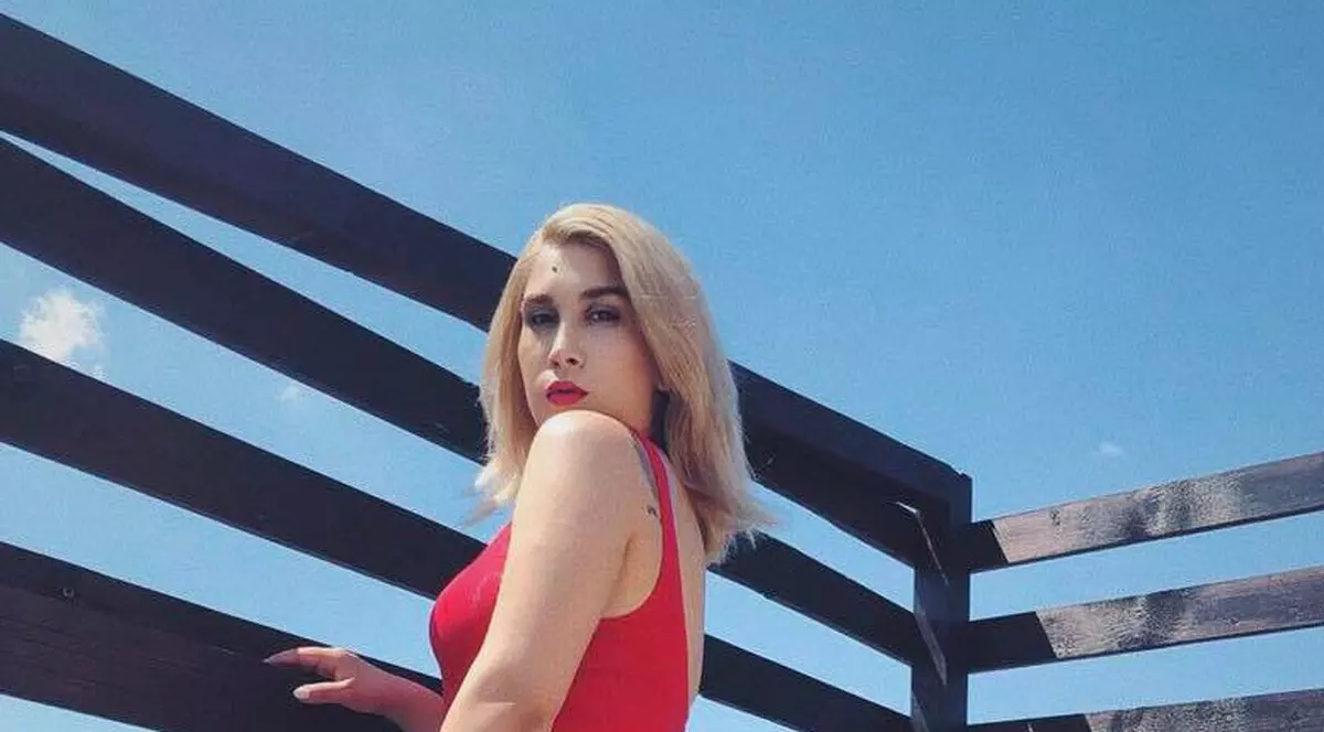 Adda, surprinsă de soțul ei