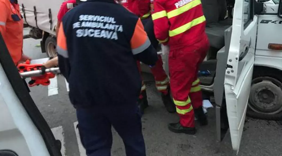 O femeie care nu purta centura de siguranță a scăpat cu viață, la Gura Humorului. Cum a fost posibil