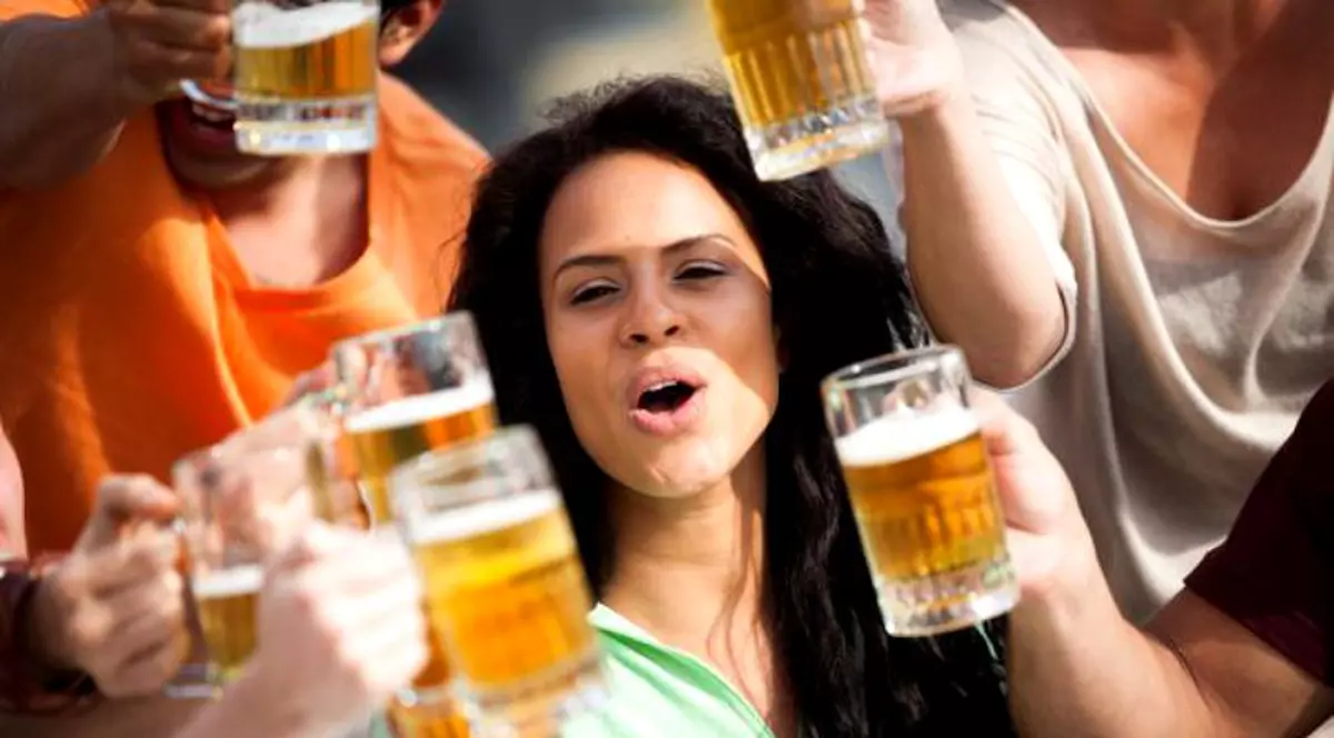 O tânără din Iași s-a prefăcut moartă după ce a provocat un accident