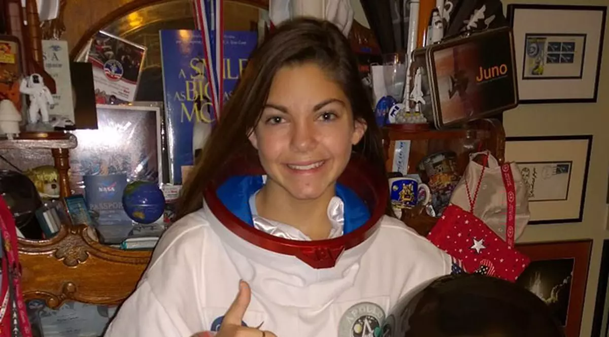 O adolescentă de 17 ani este pregătită de NASA să devină primul om care va călca pe Marte