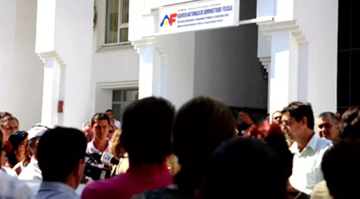 Declarația unică trebuie depusă până pe 16 iulie. Care reducerile sunt acordate de fisc