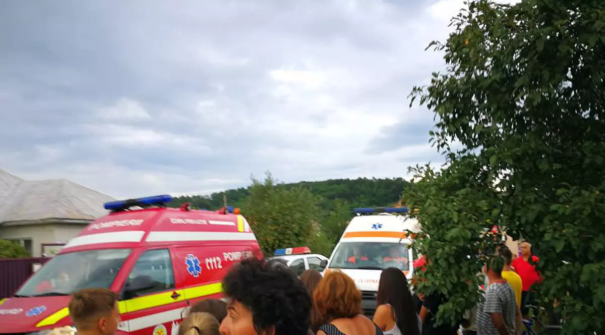 UPDATE: O polițistă din Gorj și-a împușcat mortal mama, bebelușul și apoi s-a sinucis. Ar fi suferit o depresie postnatală