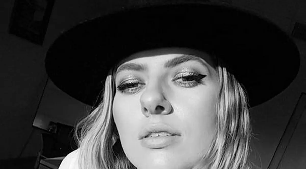 Lidia Buble e înnebunită în preajma lui. "Te iubesc! Te iubesc! Te iubesc!"