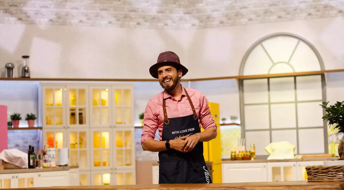 Cupluri de vedete se vor duela în bucătărie, la “Cine-i Chefu’?”. Despre cine e vorba