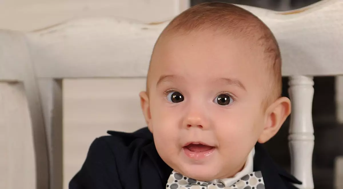 (P) Ghid pentru alegerea unui costum botez potrivit – sfaturi de la experții Couture Bebe