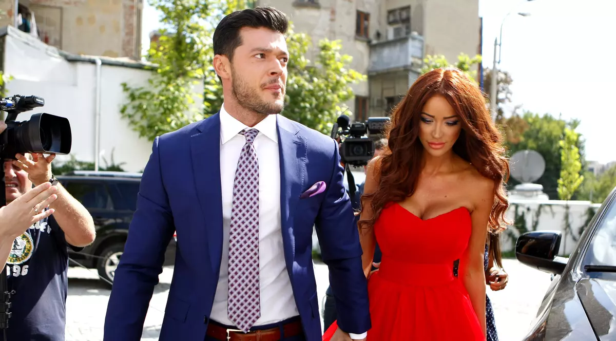 Cum îl trăda Bianca Drăgușanu pe Victor Slav cu el de mână. Trecutul pe care nu are cum să-l ignore | FOTO