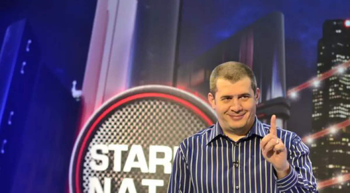 Dragoș Pătraru a semnat cu un nou post TV pentru „Starea Nației”. Dragoș Pătraru, în timpul emisiunii "Starea Nației"