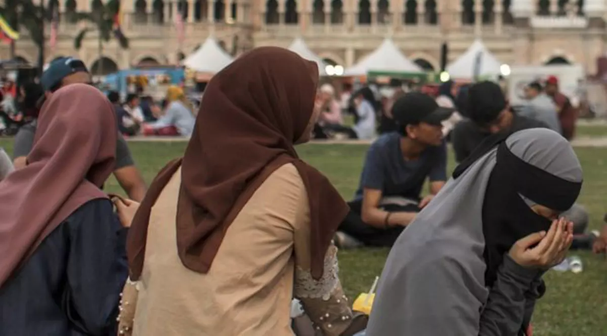 Fetiță de 11 ani obligată de familie să devină a treia nevastă a unui bărbat