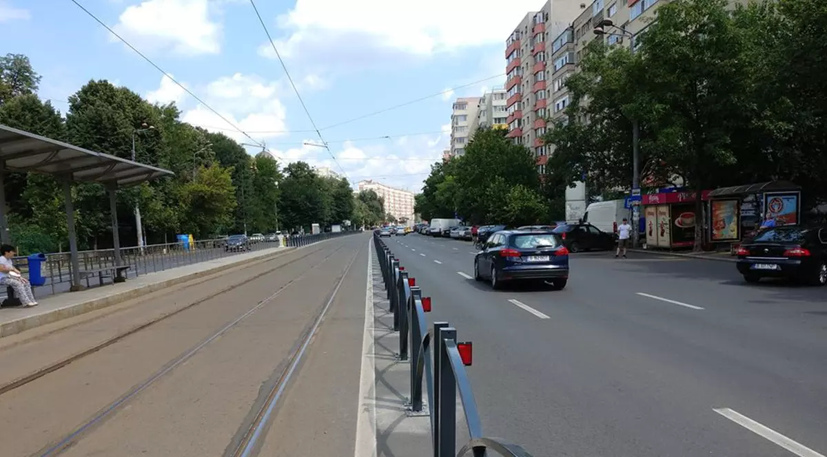 Garduri separatoare pe sos. Stefan cel Mare, pentru liniile de tramvai 1 și 10
