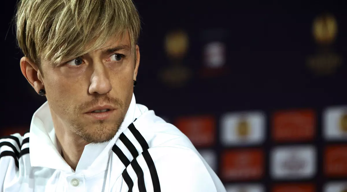 Guti, secundul lui Señol Gunes la Beșiktaș Istanbul. S-a supărat că Florentino Perez nu l-a pus în locul lui Zinedine Zidane