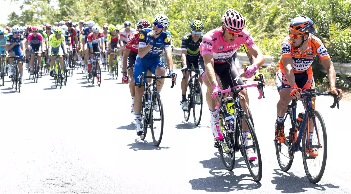 Ciclistul Eduard Grosu, la a treia etapă câștigată în Turul Lacului Qinghai