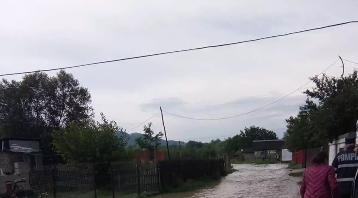 Cod galben de inundaţii pe râuri din Sălaj și alte două județe. Râu