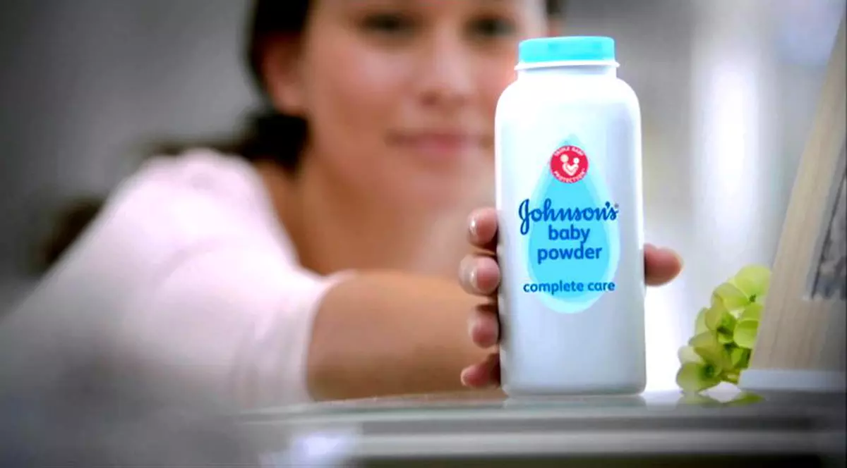 Compania Johnson & Johnson trebuie să plătească daune de 4.7 miliarde de dolari