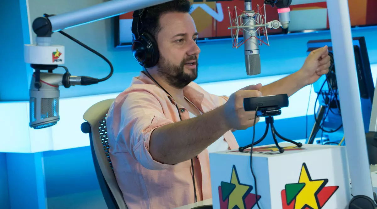 Cătălin Măruță, realizator la radio timp de câteva zile. Prezintă matinalul de la Pro FM