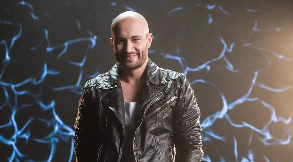 Cățelul salvat de Mihai Bendeac în caravana X Factor își caută stăpân