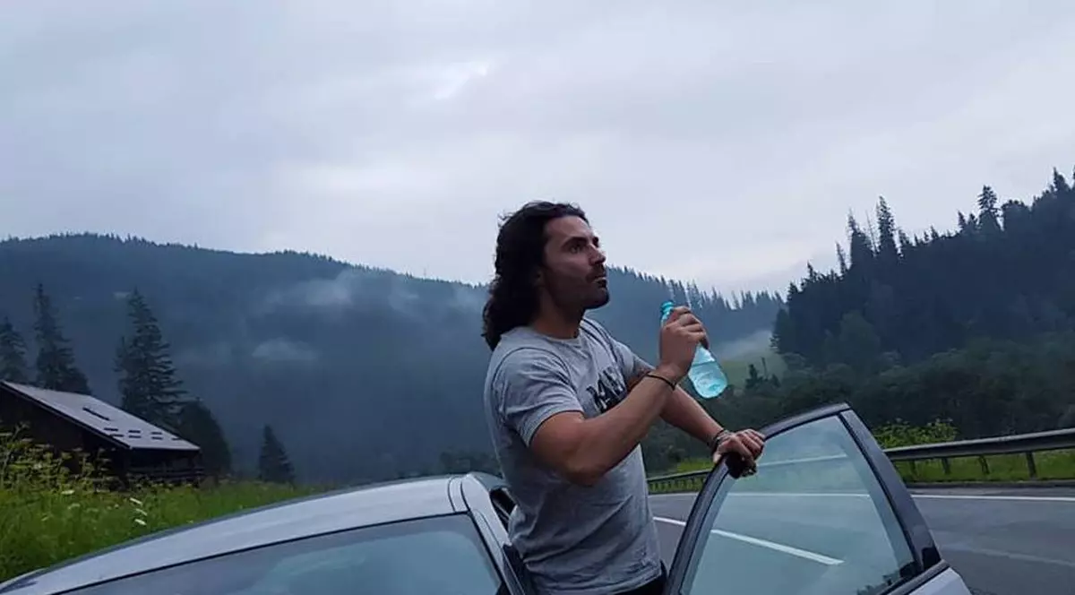 Pepe și familia lui a mers la Mănăstirea Putna. “Din când în când trebuie să ne mai şi oprim”