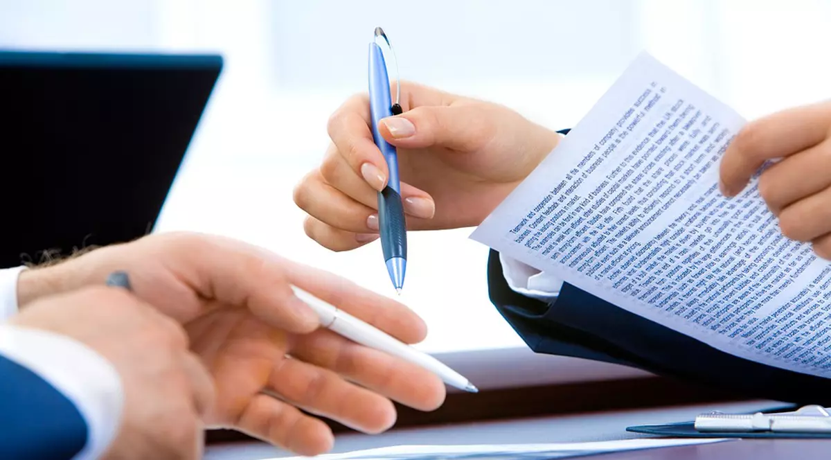 (P) Care este diferenta dintre traducerile legalizate si cele autorizate? Iata ce ar trebui sa stii