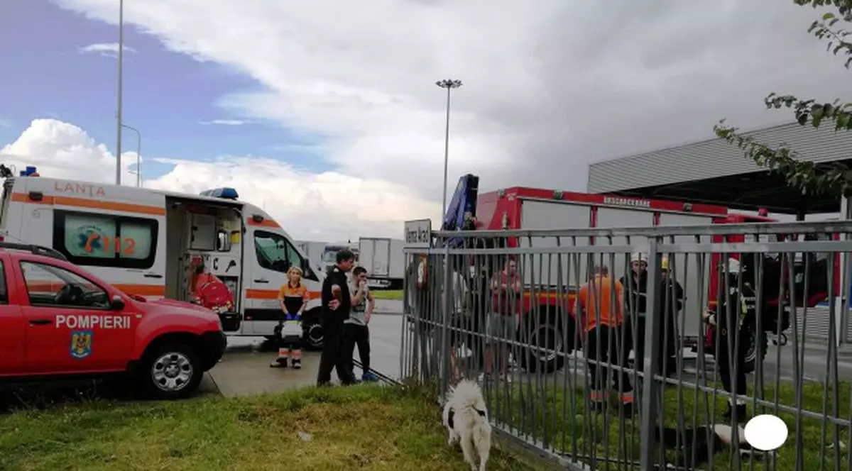 Portarul de la Vama din Arad a murit în chinuri. Poarta de câteva tone a căzut peste el și nimeni nu a observat la timp