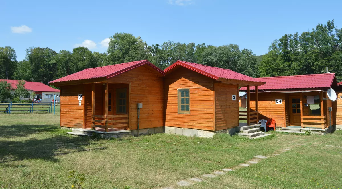 Tabere gratuite oferite elevilor afectați de inundații