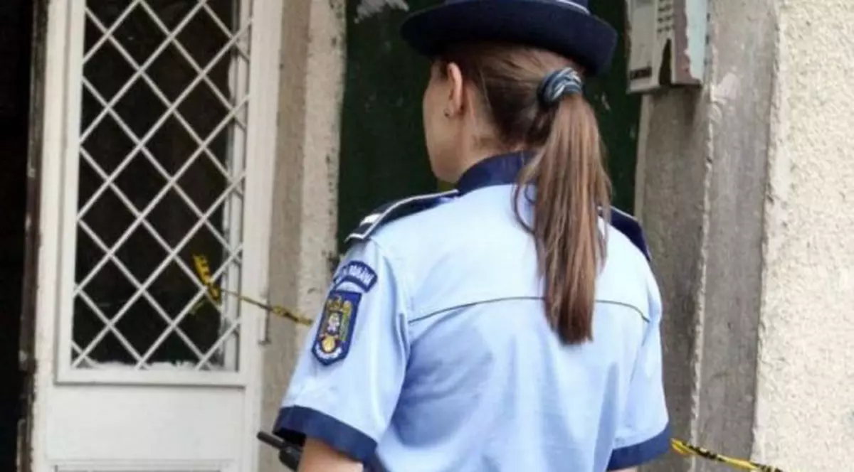 Un individ din Iași a fost arestat după ce lovit cu pumnul în piept o polițistă