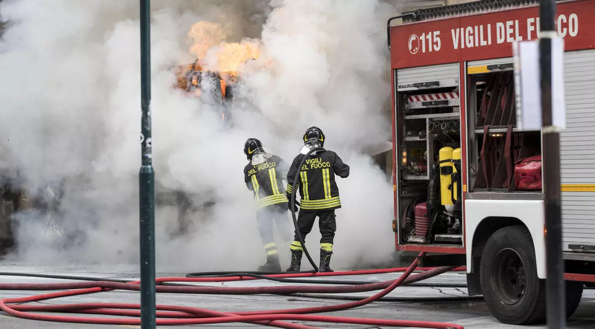 Româncă moartă într-un incendiu în Italia