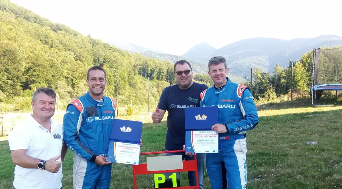 Record mondial stabilit pe Transfăgărășan. Triplul campion de raliuri al Angliei, Mark Higgins, a dat lovitura / GALERIE FOTO