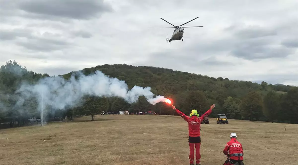 Turist rănit grav în Munții Rodnei după ce a căzut 30 de metri ăn prăpastie. Intervin salvamontiștii din Bistrița-Năsăud