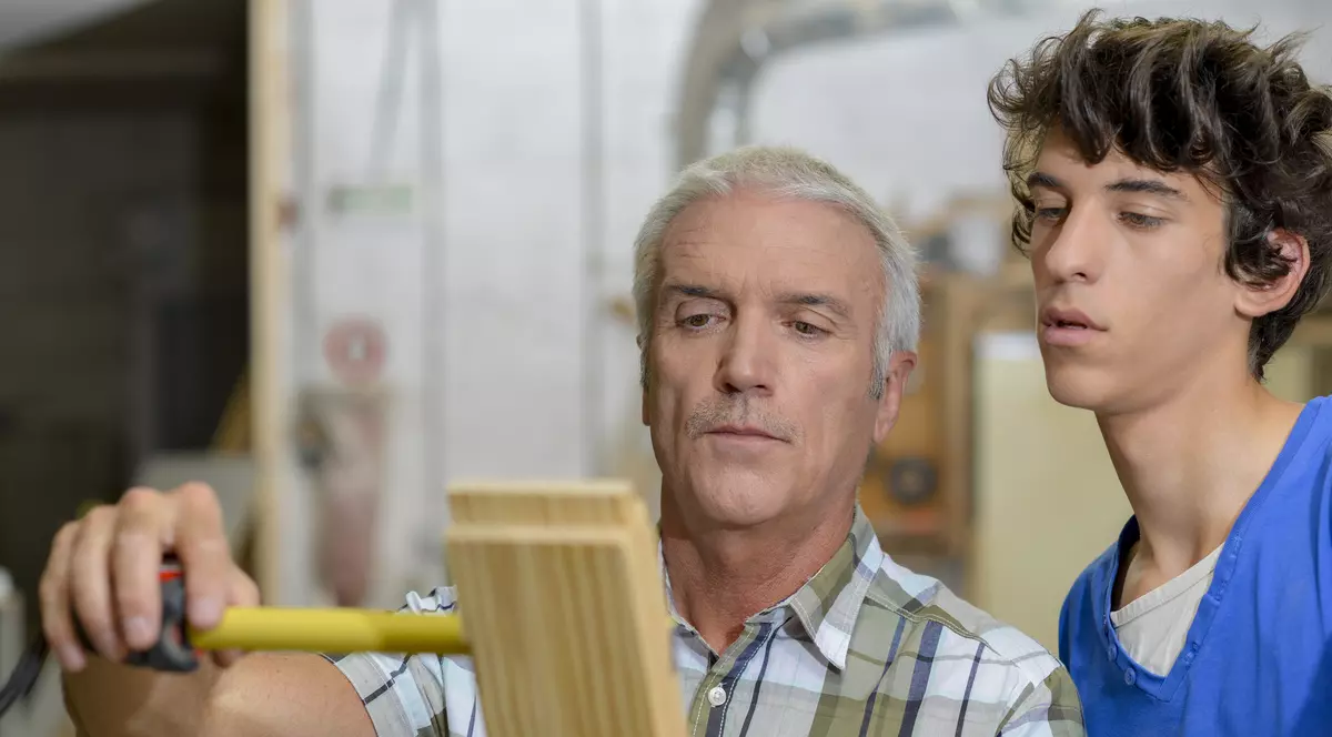 Școala profesională se ia în considerare