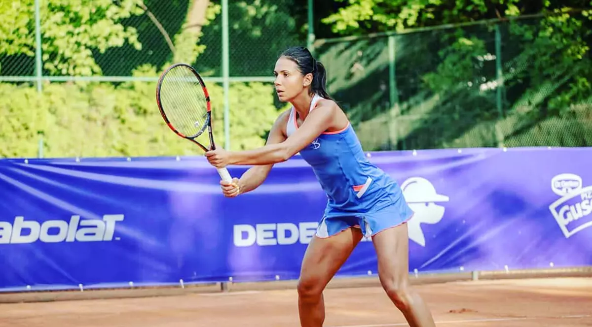 Perechea Raluca Olara - Vera Zvonareva, calificare în optimile de finală la Cincinnati. Irina Begu, eșec la simplu