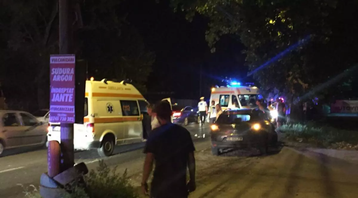 Un bărbat a fost accidentat mortal de două mașini, la Galați. A traversat în fugă