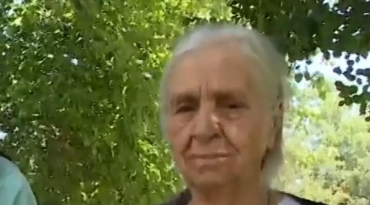 batrana imobilizata cu electrosocuri cand culegea papadii