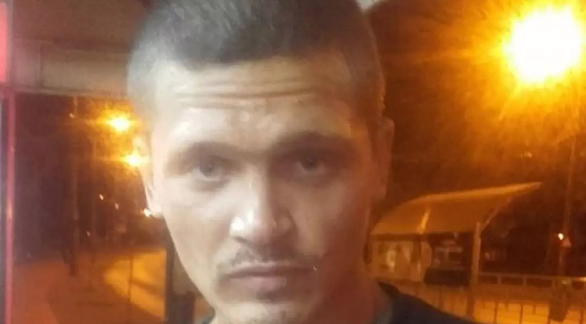 Un boschetar violent ataca femeile din Iași. A fost prins și internat la Socola. A amenințat o mamă că-i omoară copilul