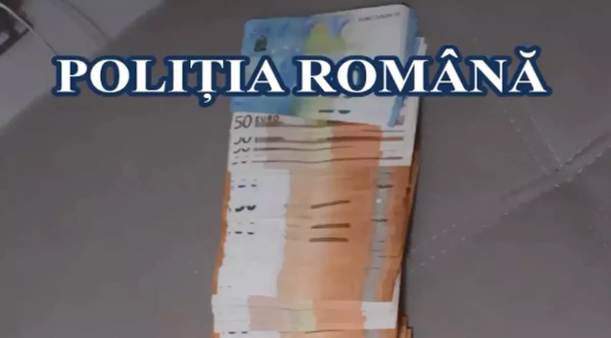 Tinere sărace, recrutate pentru căsătorii de conveniență cu asiatici. Imagine cu banii confiscați de la traficanți