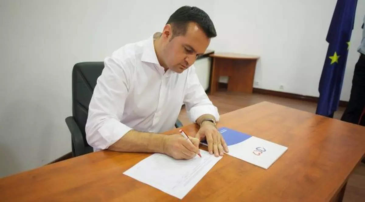 Cătălin Cherecheș, primarul din Baia Mare, a strâns semnături pentru campania „Fără penali în funcții publice”. Închis și judecat pentru corupție